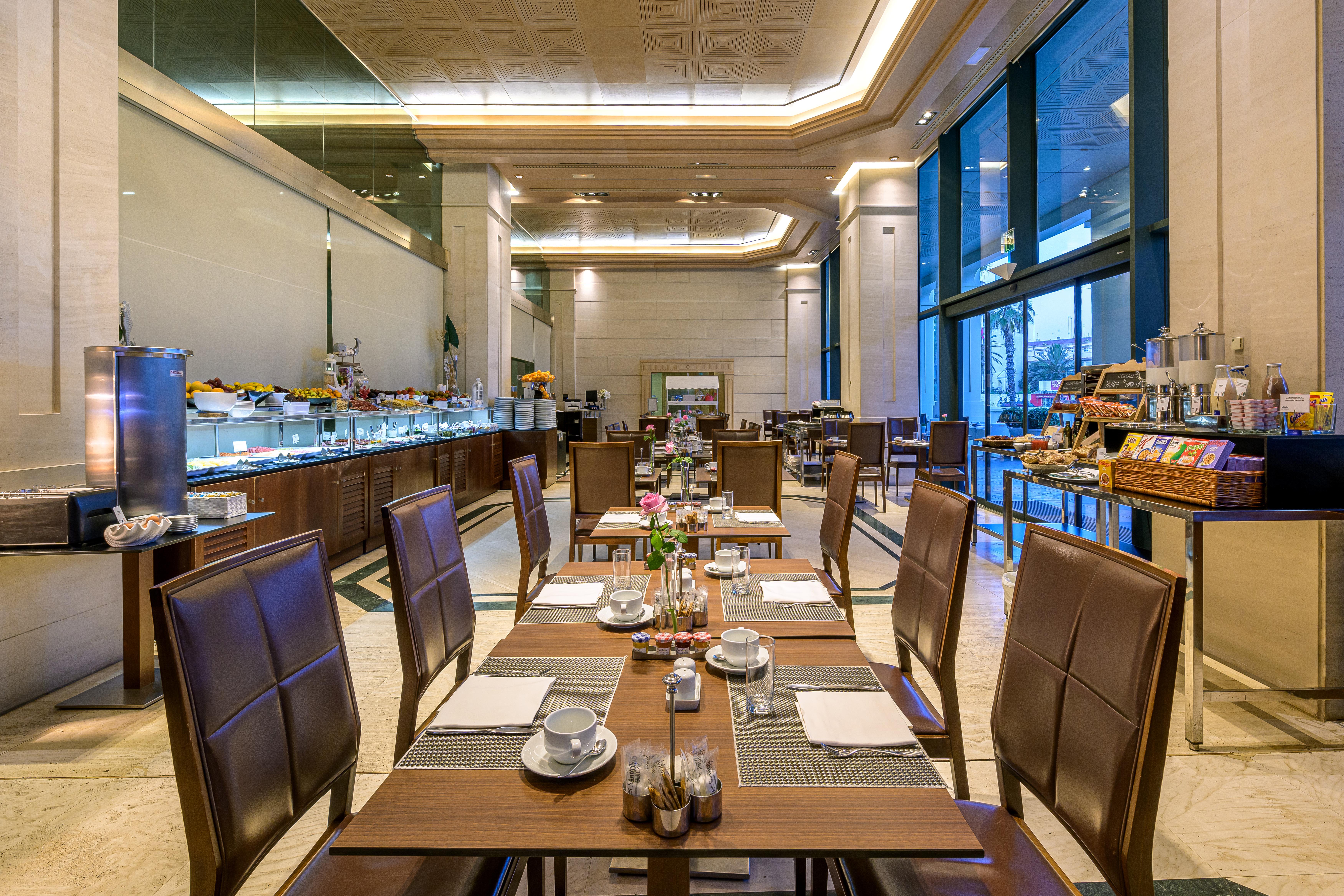 Las Arenas Balneario Resort Walencja Zewnętrze zdjęcie The restaurant
