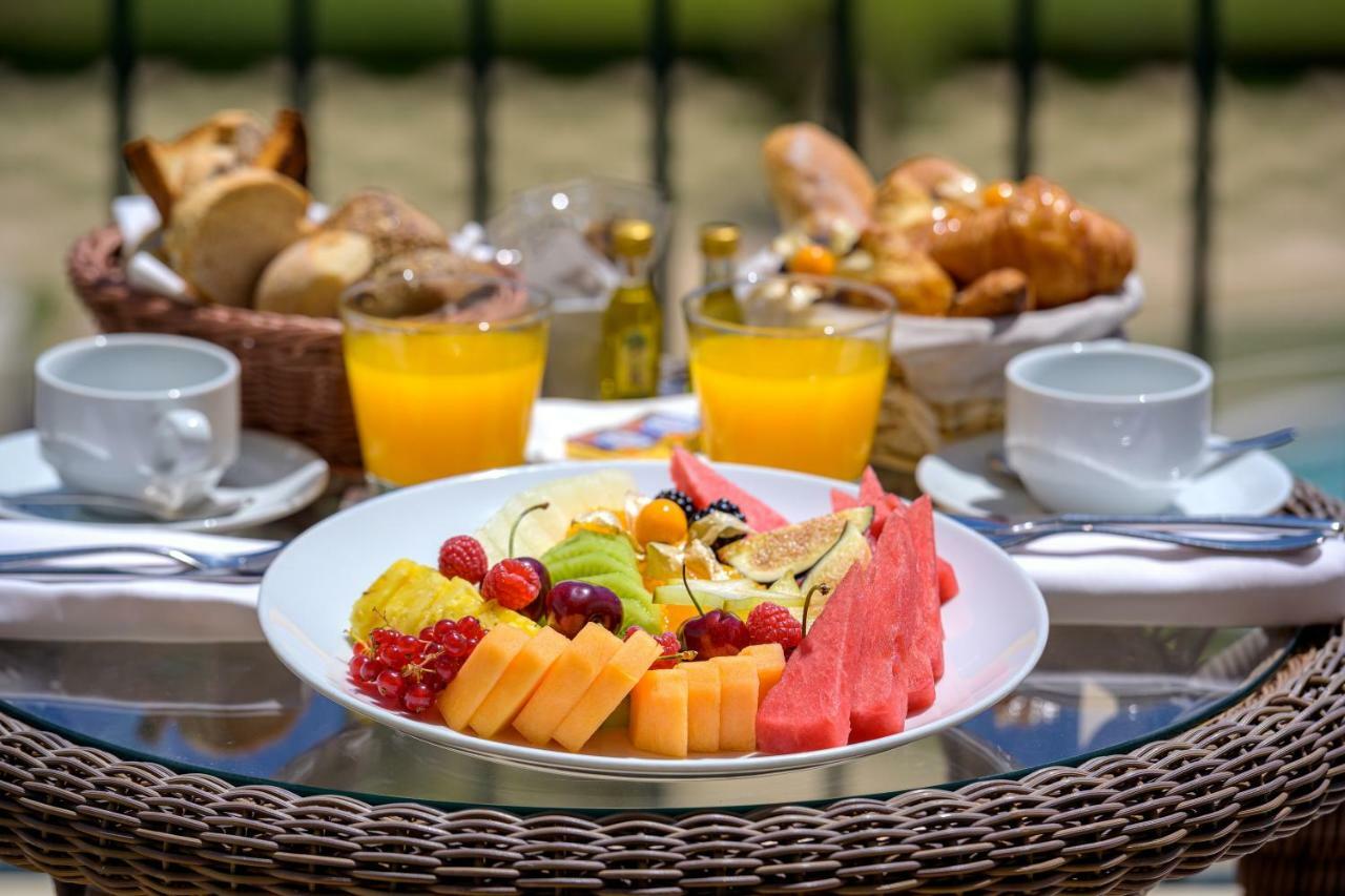 Las Arenas Balneario Resort Walencja Zewnętrze zdjęcie Fruit salad